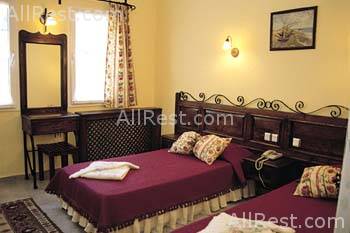 Atrium Hotel 9